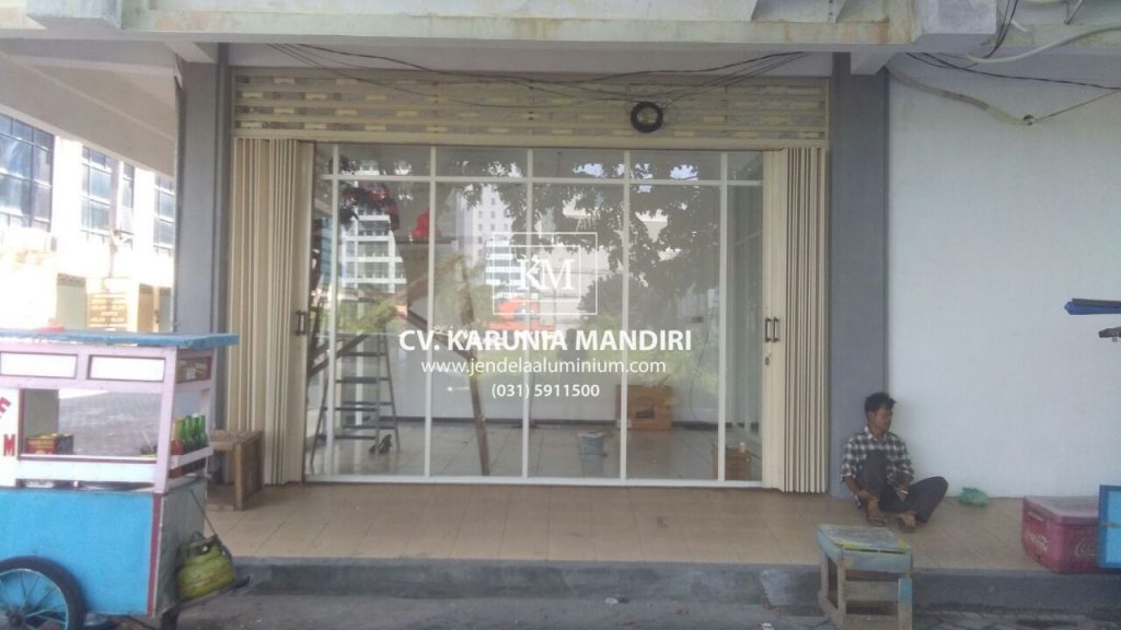 Kaca Mati Partisi Aluminium Ruko Rungkut Surabaya