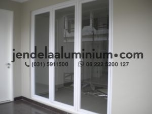 jendela casement aluminium Alexindo 4 inci kaca bening 5 mm Mulyosari Surabaya